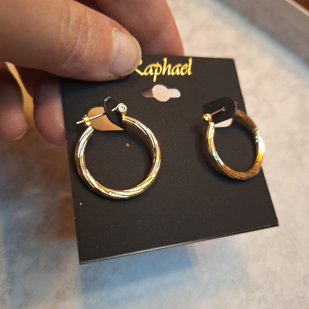 Raphael Gold Hoop Earrings